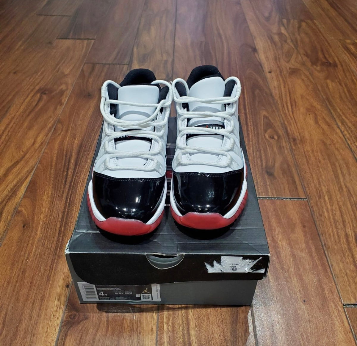 Nike Air Jordan 11 Low popular 'Concord Bred' 4Y