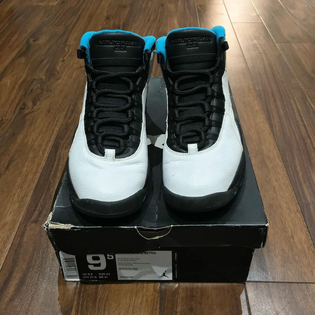 Retro 10 store jordans powder blue