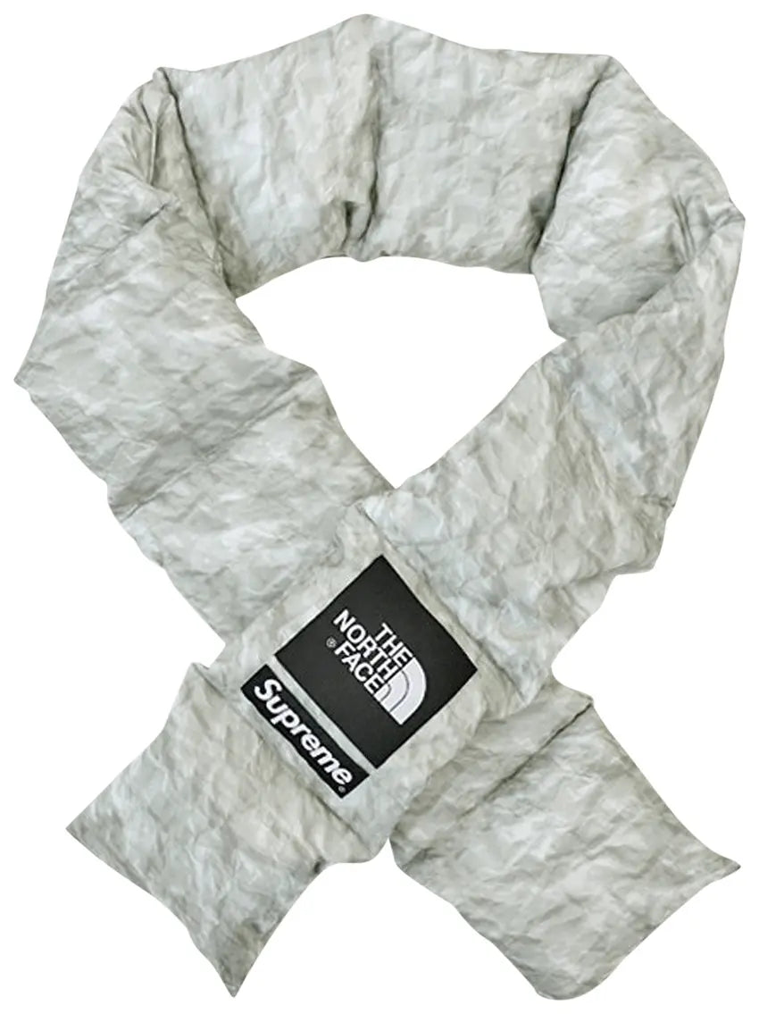 Supreme x The North Face Paper Print 700 Fill Down Scarf