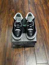 Air Jordan 3 Retro "Green Glow"