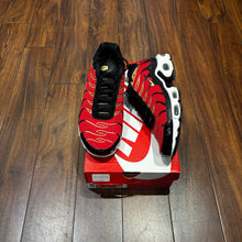 Womens Nike Air Max Plus TN "University Red"
