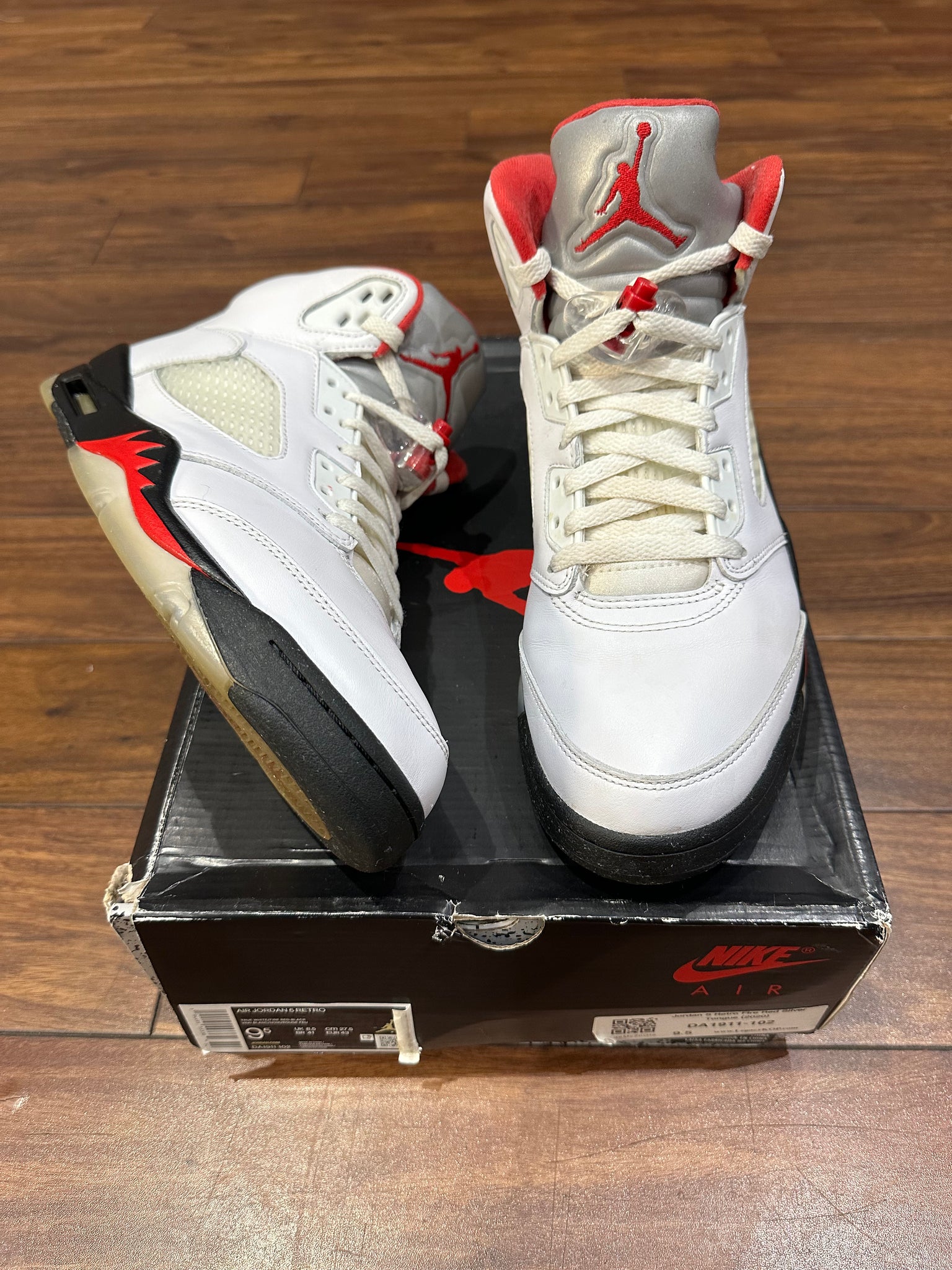 Air Jordan 5 Retro Fire Red Silver Tongue CommonGround12