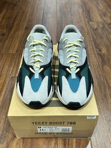 Box yeezy 700 sales