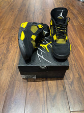 Air Jordan 4 Retro "Thunder"