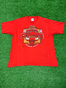 1996 Chicago Bulls "NBA Champs" T-Shirt