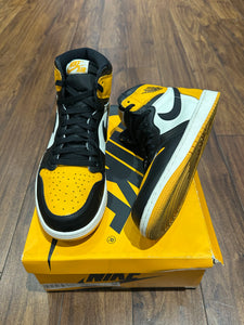 Air Jordan 1 Retro High OG "Taxi"