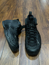 NIKE AIR Foamposite x COMME des GARÇONS Homme Plus "Black Swirl"