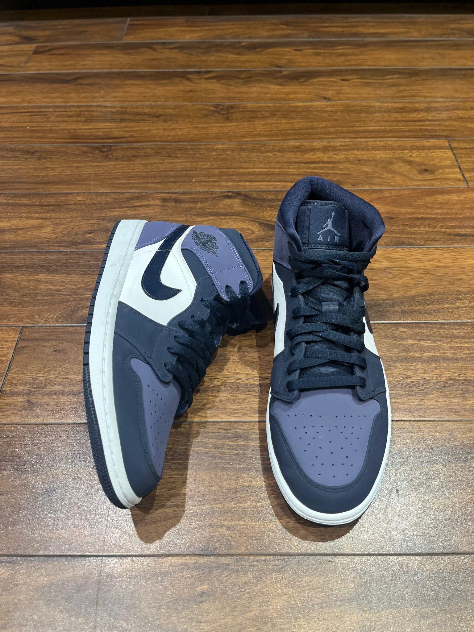 Air jordan 1 mid sanded purple discount