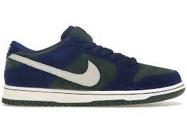 Nike SB Dunk Low Pro “Deep Royal”