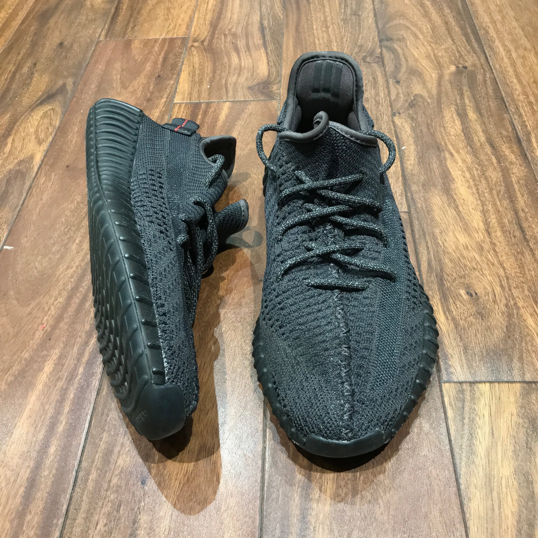 Adidas Yeezy Boost 350 V2 Adidas Yeezy Boost 350 V2