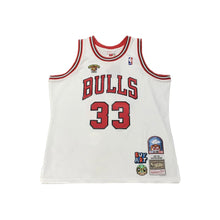 Hebru Brantley x Mitchell & Ness “Chicago Bulls Scottie Pippen Bulls” Jersey